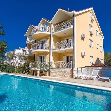 Apartments With A Swimming Pool Jadranovo, Crikvenica - 3238 Екстериор снимка