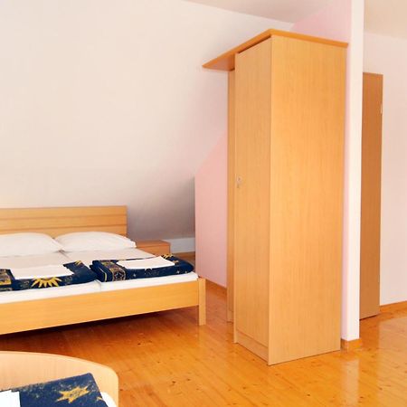 Apartments With A Swimming Pool Jadranovo, Crikvenica - 3238 Стая снимка