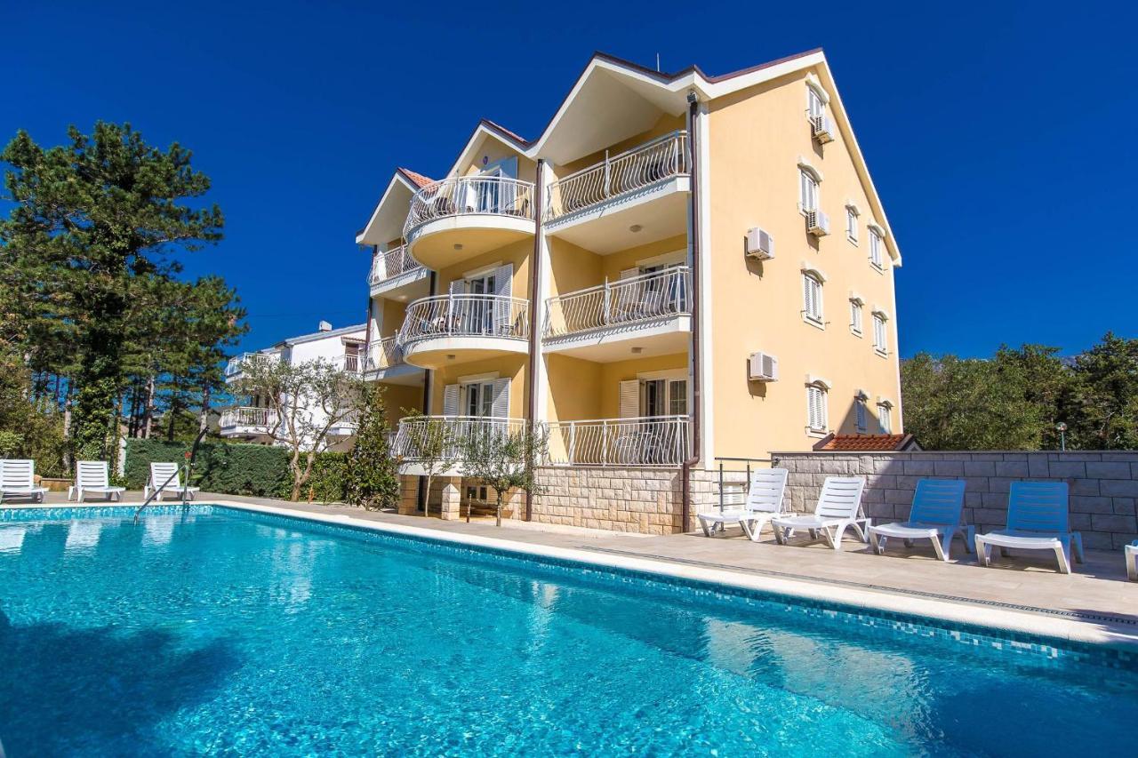 Apartments With A Swimming Pool Jadranovo, Crikvenica - 3238 Екстериор снимка