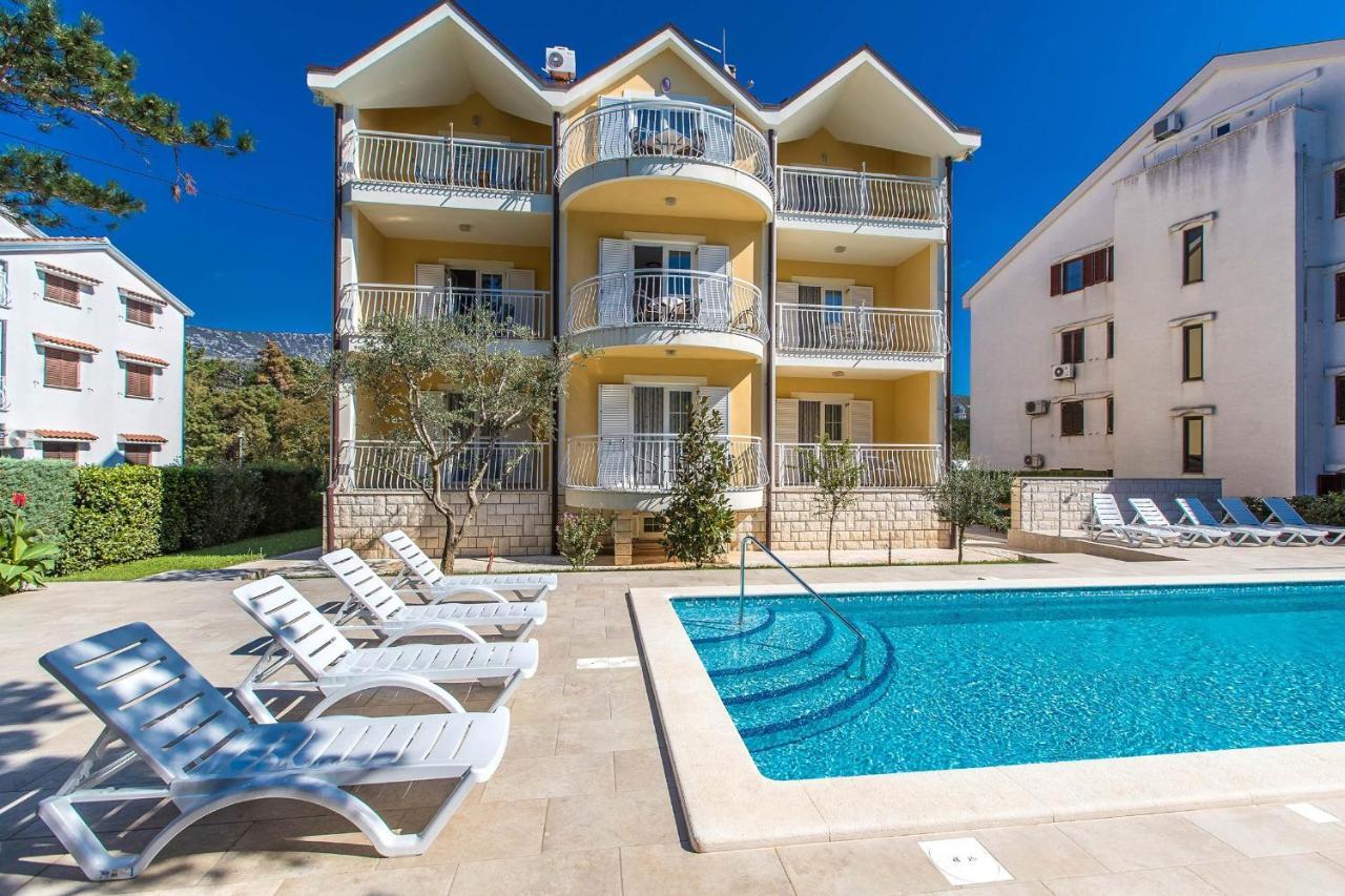 Apartments With A Swimming Pool Jadranovo, Crikvenica - 3238 Екстериор снимка