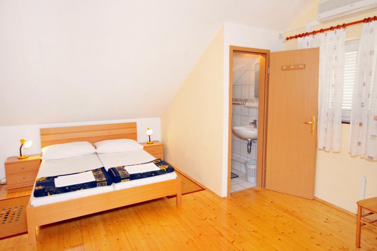 Apartments With A Swimming Pool Jadranovo, Crikvenica - 3238 Екстериор снимка
