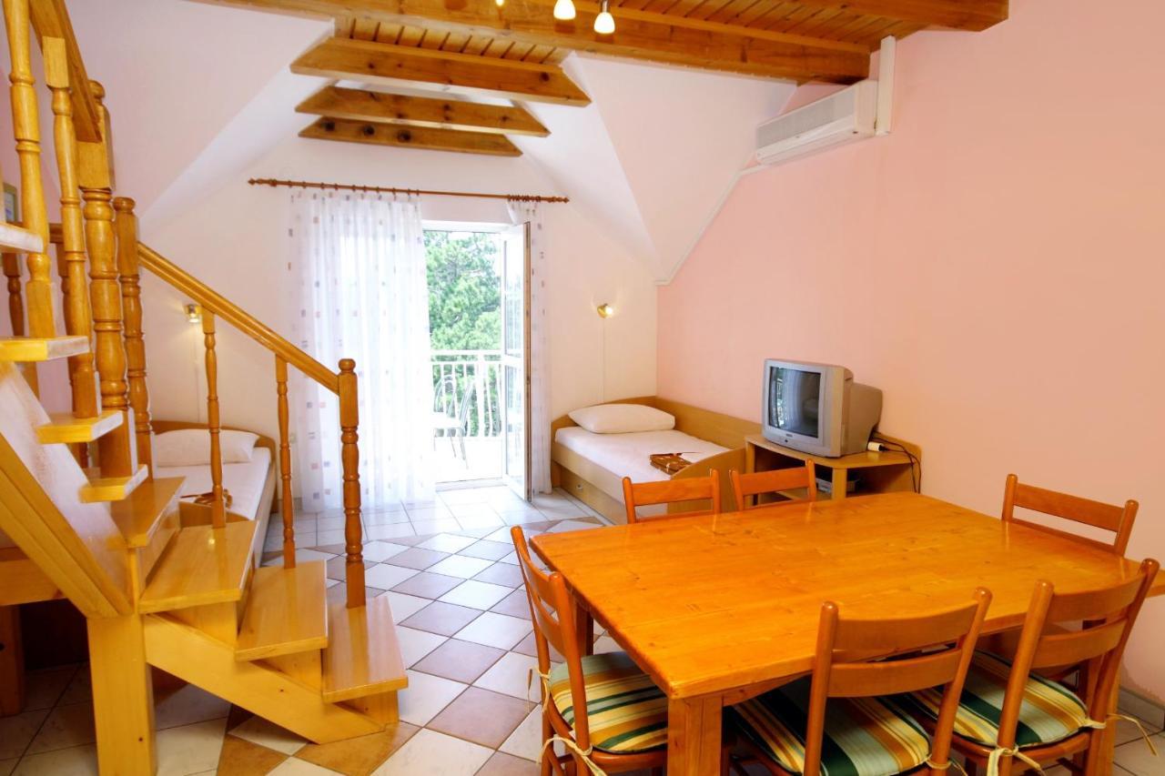 Apartments With A Swimming Pool Jadranovo, Crikvenica - 3238 Екстериор снимка