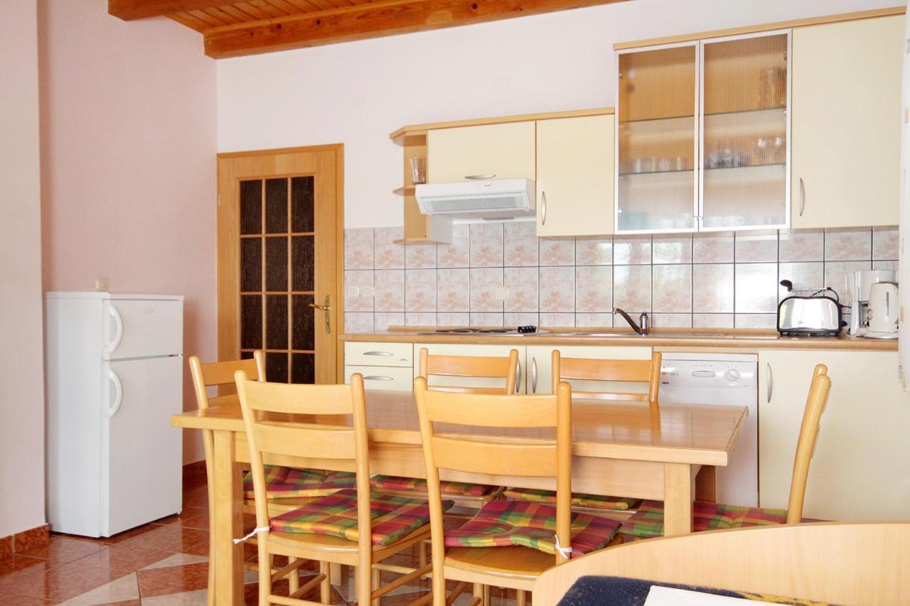 Apartments With A Swimming Pool Jadranovo, Crikvenica - 3238 Екстериор снимка
